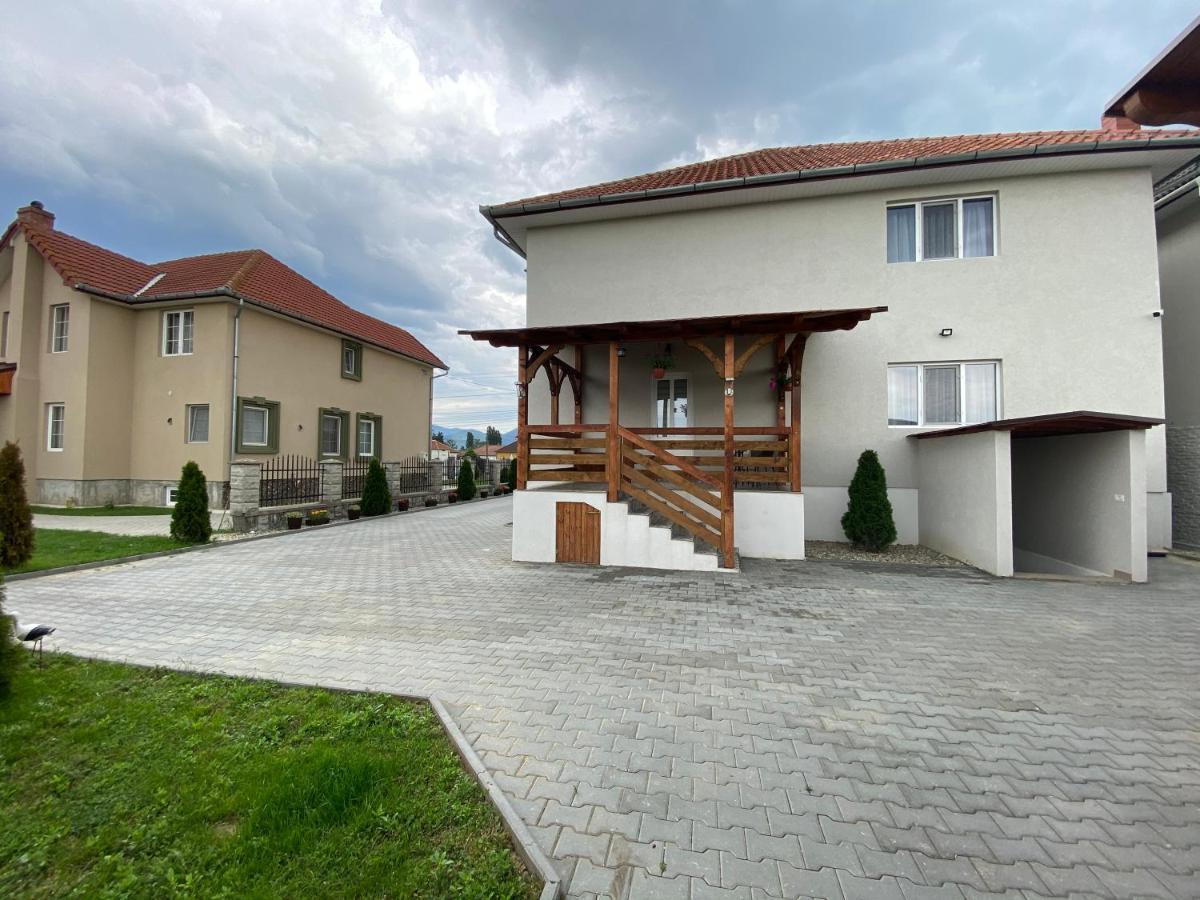 Absolut Residence Haţeg Exterior foto